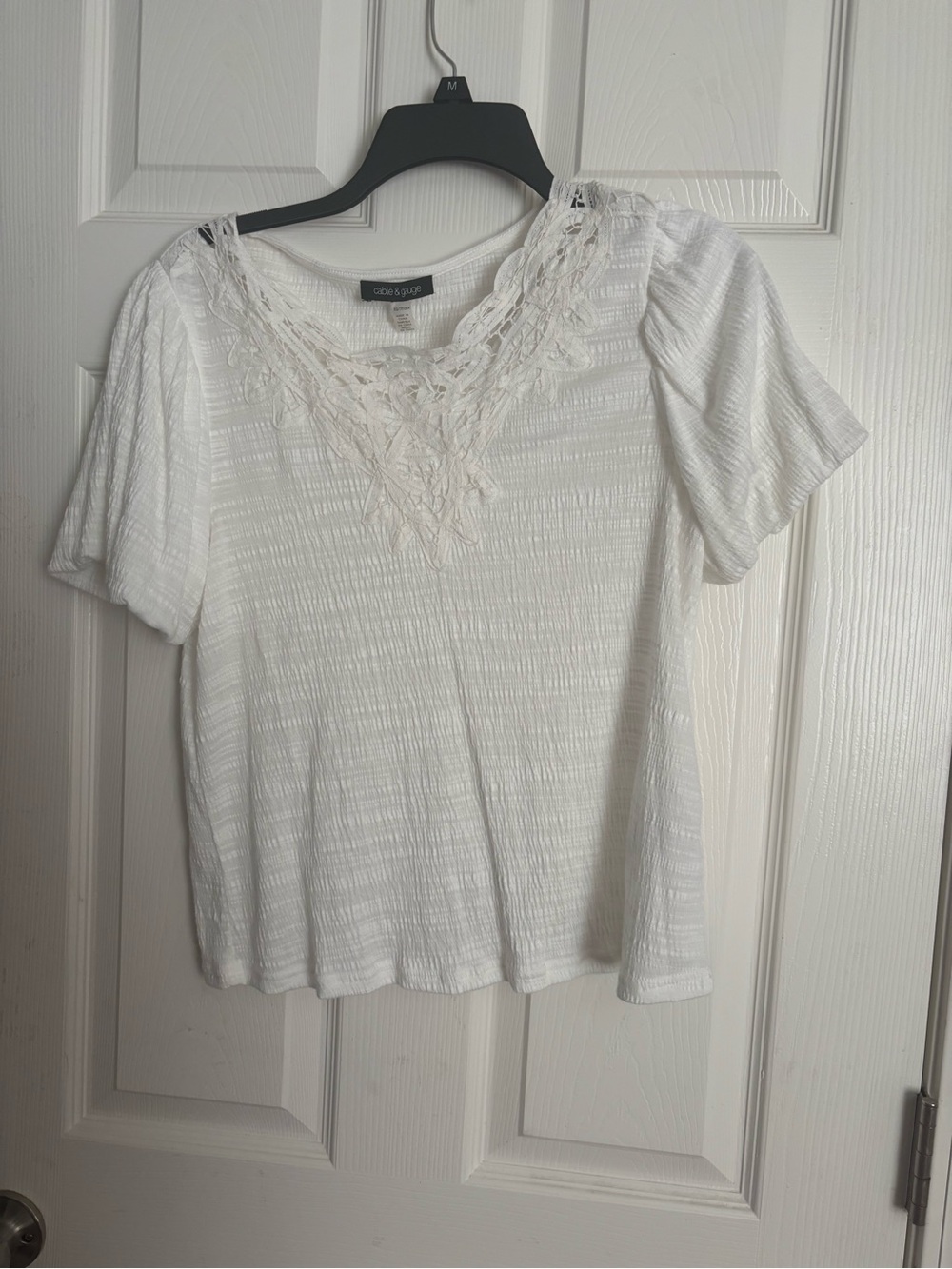 Cable & Gauge White Short Sleeve Lace-Trim Top